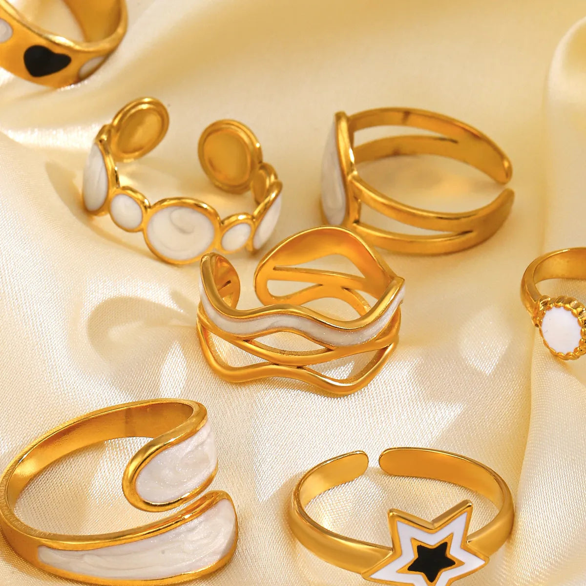 304 Stainless Steel 18K Gold Plated Retro Novelty Enamel Round Star Heart Shape Resin Rings