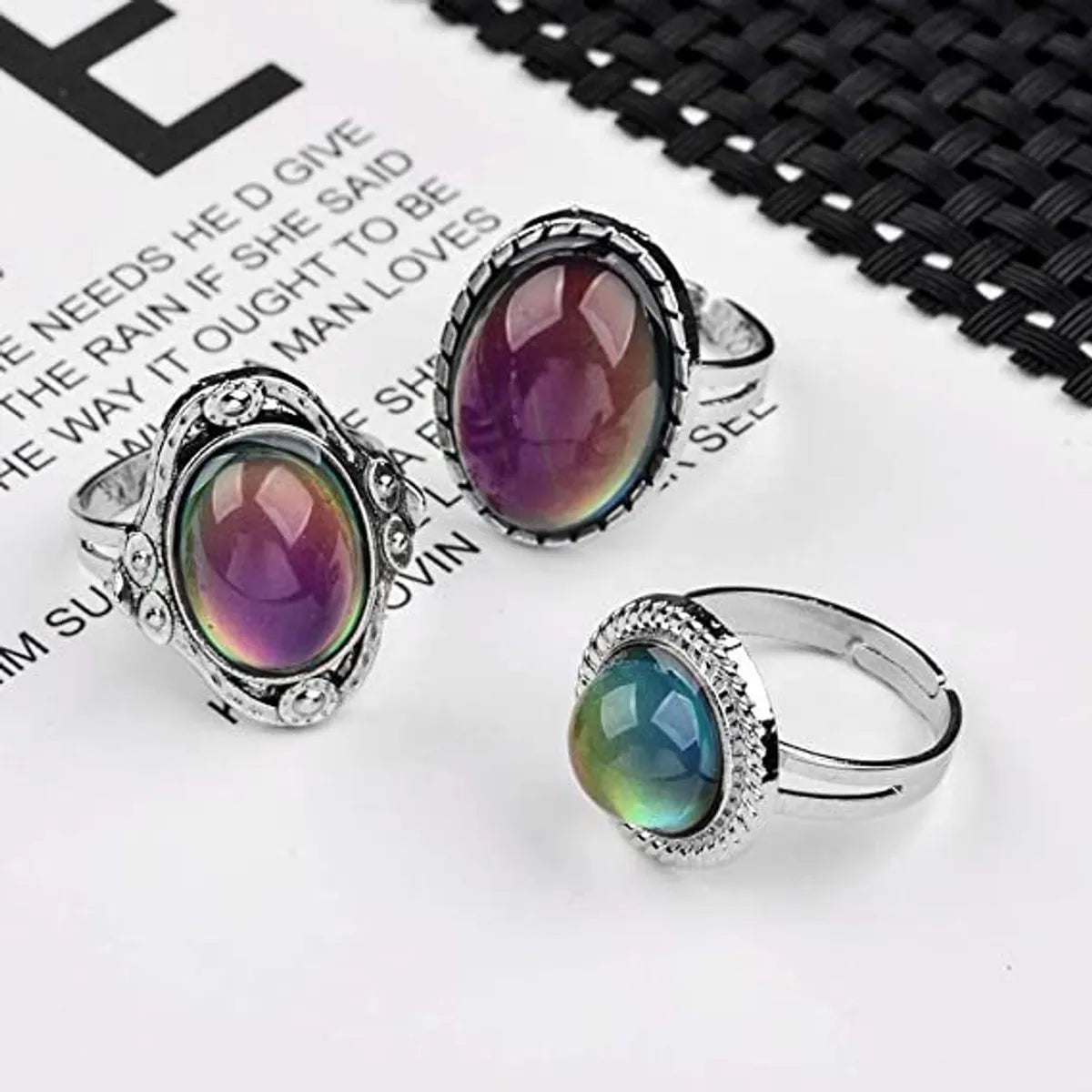 Retro Oval Alloy Inlay Acrylic Women'S Rings