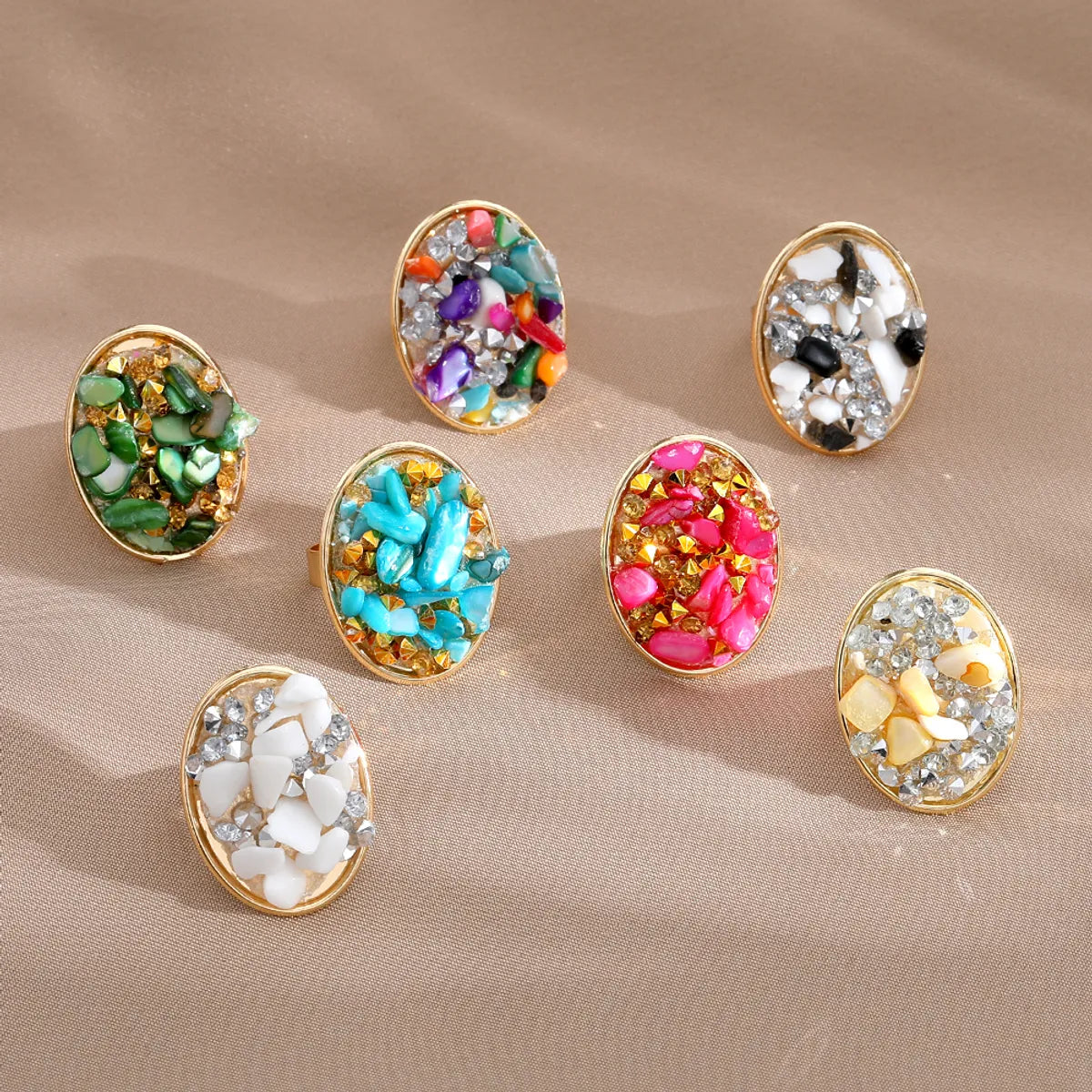 Retro Oval Alloy Resin Inlay Gravel Zircon Women's Rings