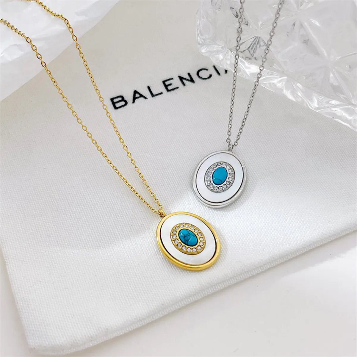 Retro Oval Stainless Steel Plating Inlay Turquoise Diamond White Gold Plated Gold Plated Pendant Necklace