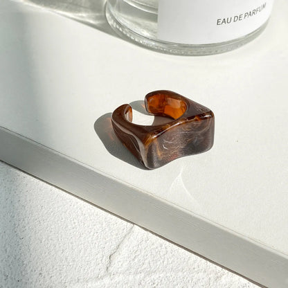 Retro Resin Transparent Ring