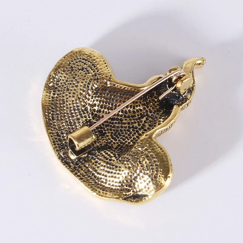 Retro Roman Style Hat Alloy Inlay Zircon Women'S Brooches