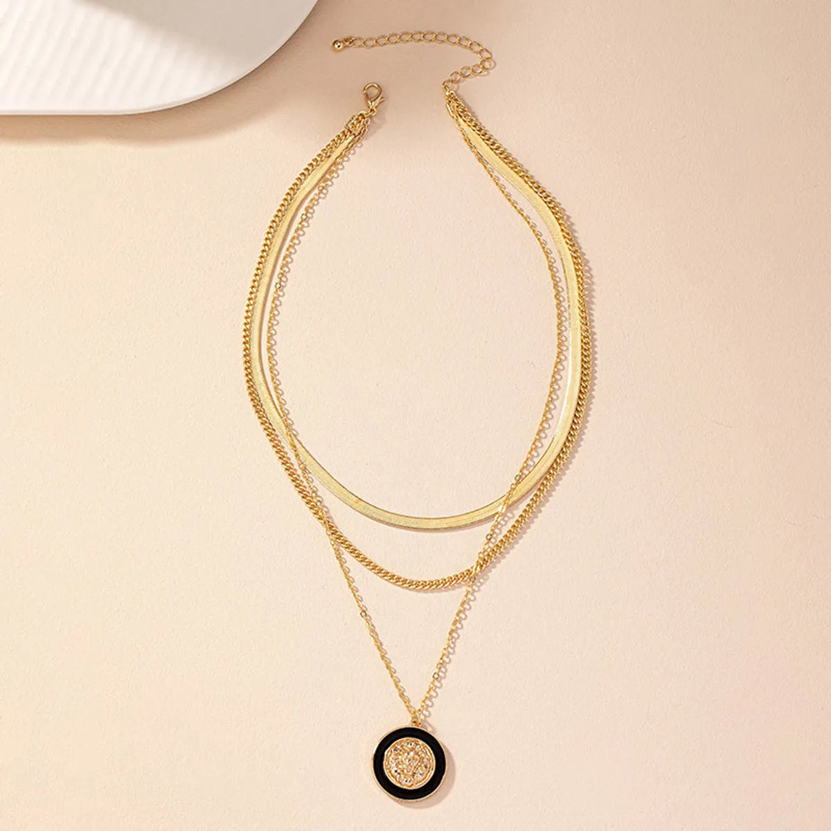 Retro Round Alloy Plating 14k Gold Plated Women's Three Layer Necklace