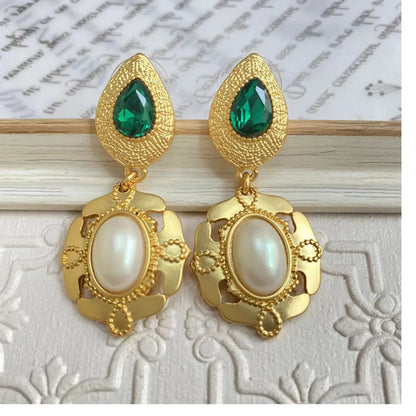 Retro Round Alloy Plating Inlay Artificial Gemstones Pearl Women's Drop Earrings 1 Pair