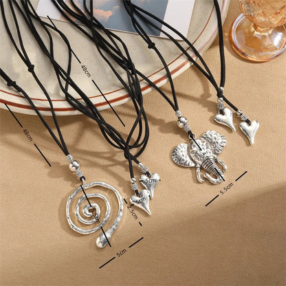 Retro Round Alloy Plating Silver Plated Women'S Pendant Necklace