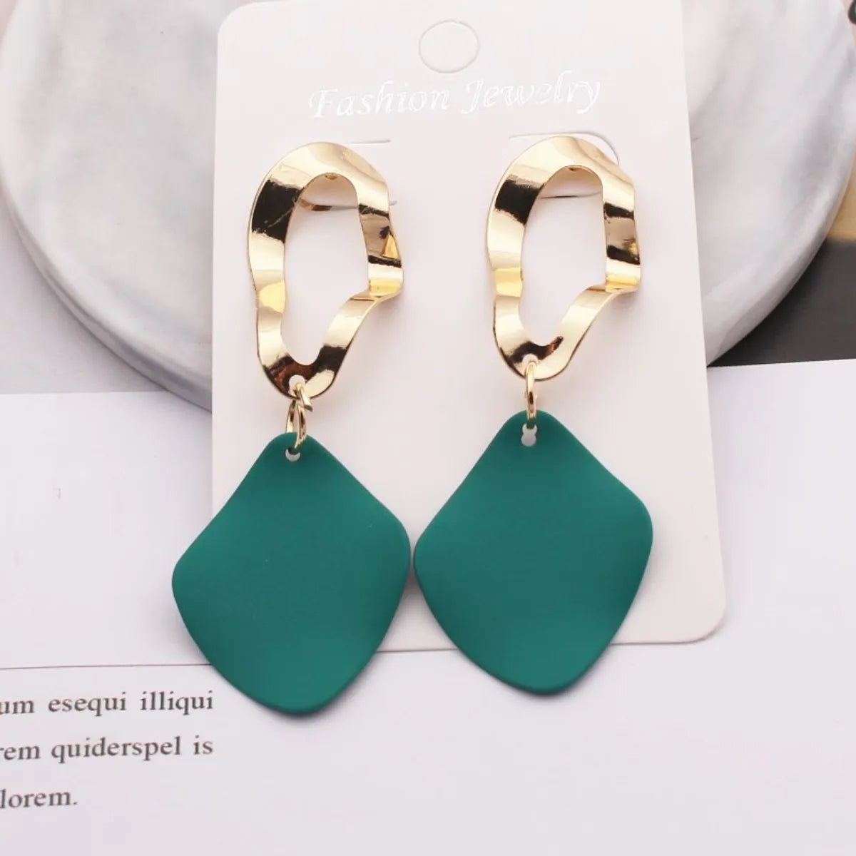 Retro Round Square Alloy Stoving Varnish Women's Drop Earrings 1 Pair