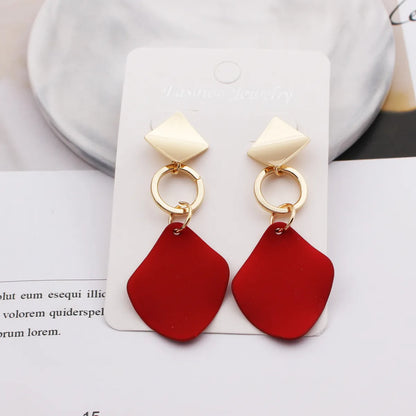 Retro Round Square Alloy Stoving Varnish Women's Drop Earrings 1 Pair