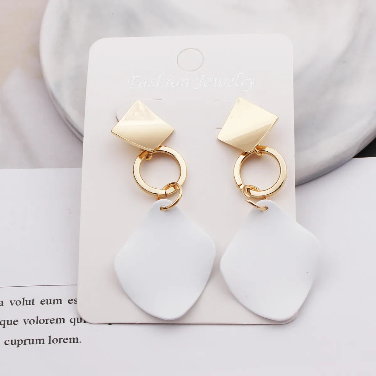 Retro Round Square Alloy Stoving Varnish Women's Drop Earrings 1 Pair