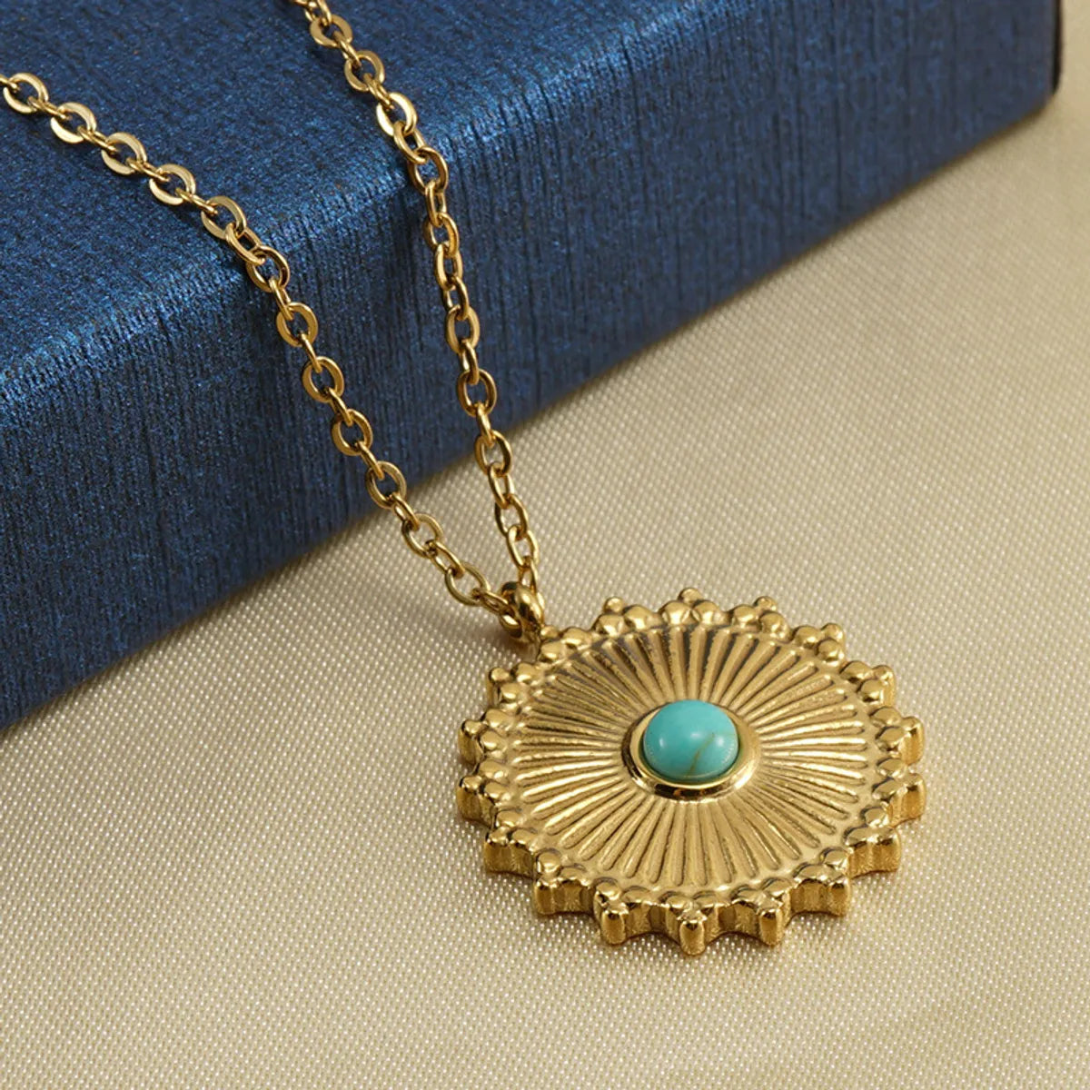 Retro Round Stainless Steel Inlay Turquoise Pendant Necklace 1 Piece