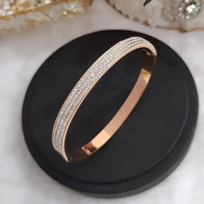 Retro Round Titanium Steel Inlay Zircon Bangle 1 Piece