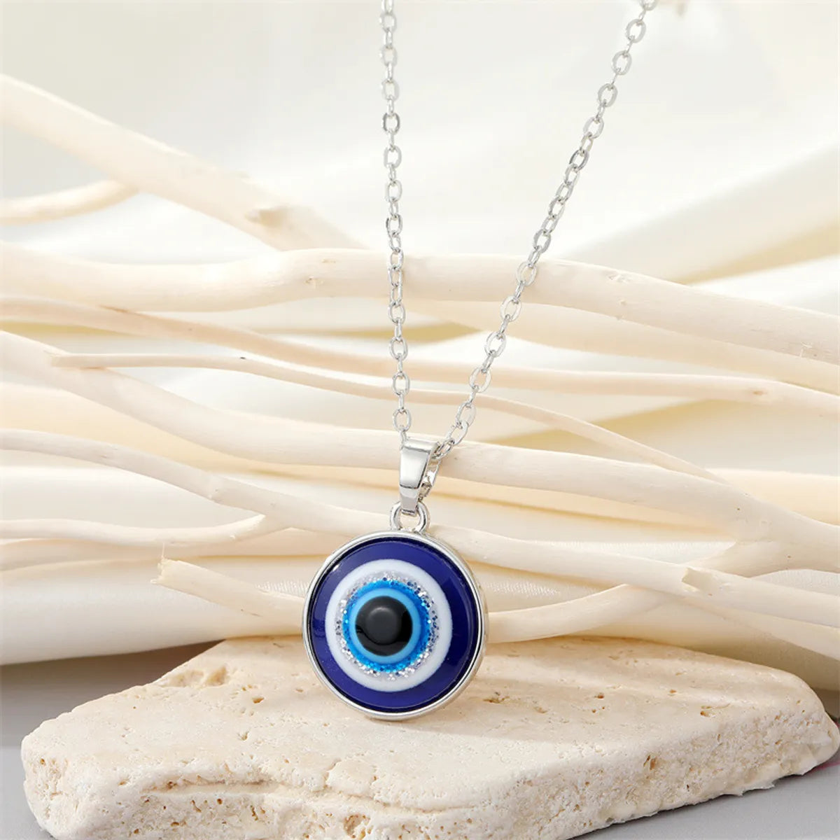 European Cross-Border Sold Jewelry Retro Simple More Sizes Devil'S Eye Necklace Round Blue Eyes Clavicle Chain Female