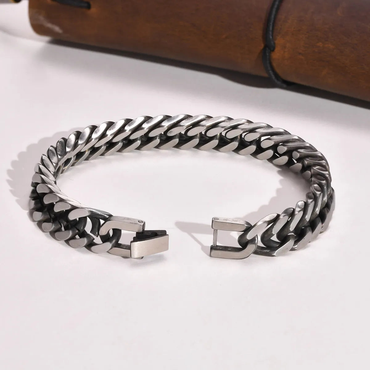 Retro Simple Style Chains Print 304 Stainless Steel Men'S Bracelets