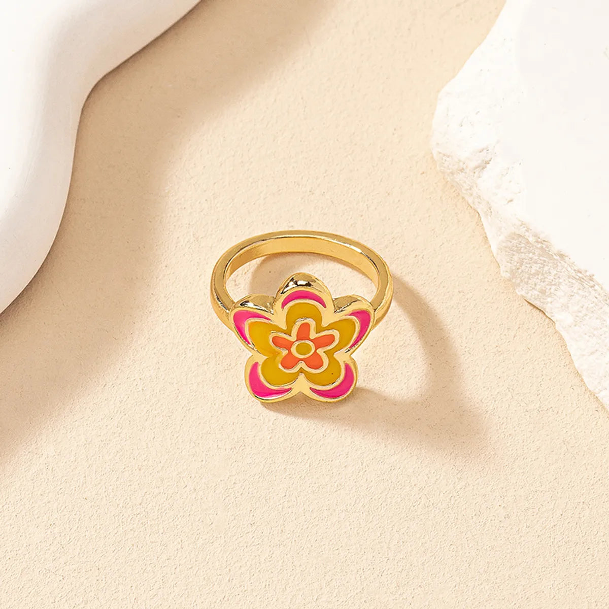 Retro Simple Style Flower Alloy Wholesale Rings