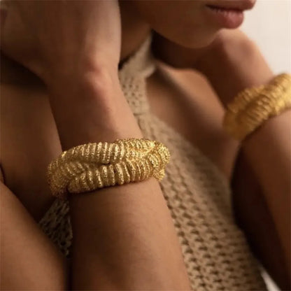 Retro Simple Style Geometric Gold Plated Silver Plated Copper Alloy Wholesale Bangle