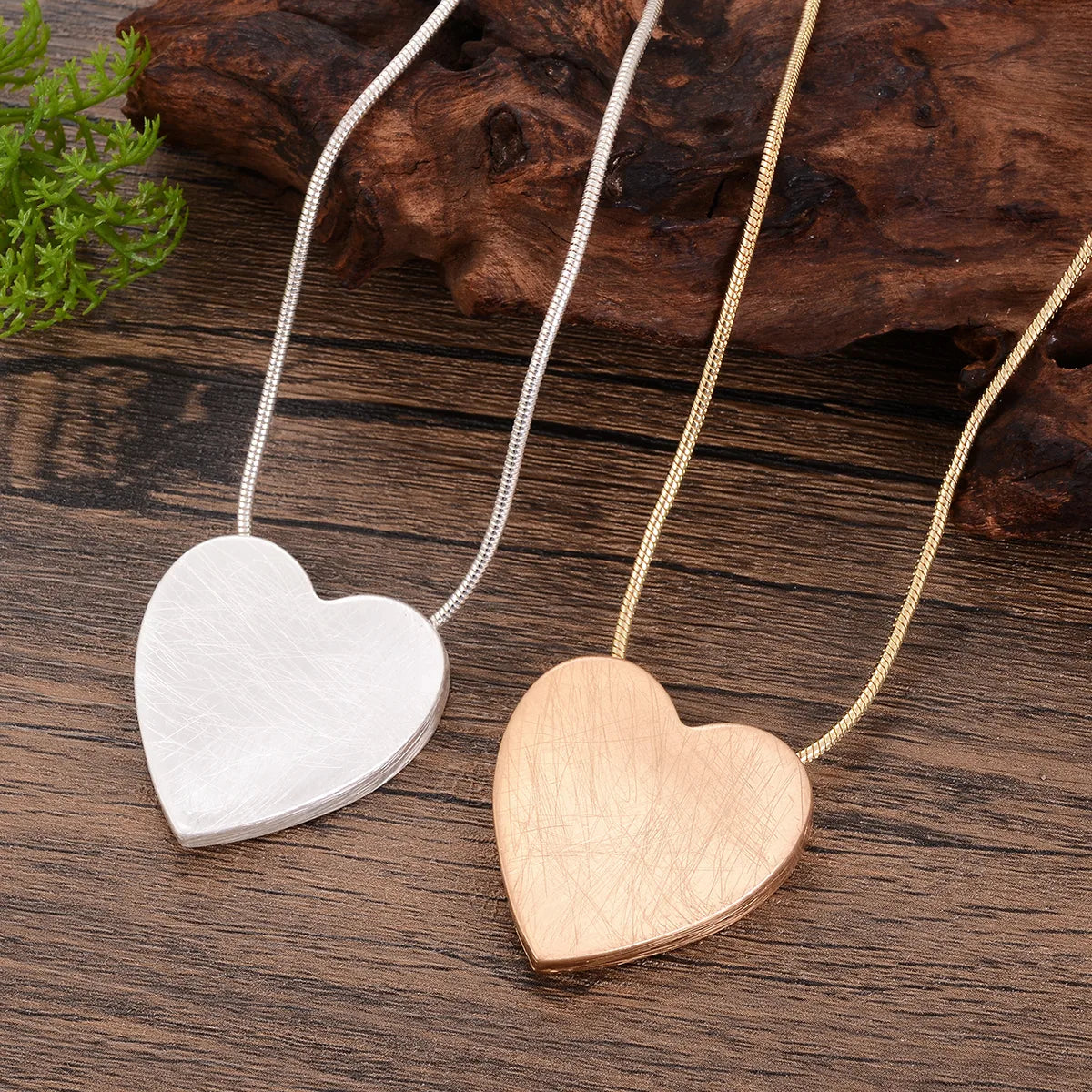 Retro Simple Style Heart Shape Alloy Wholesale Pendant Necklace