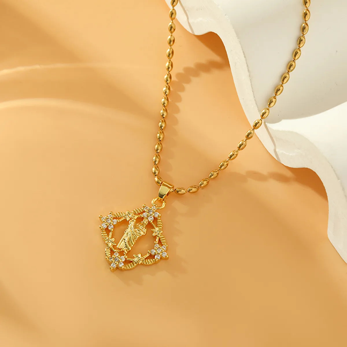 Retro Simple Style Human Stainless Steel Copper Plating Inlay Zircon 18k Gold Plated Pendant Necklace