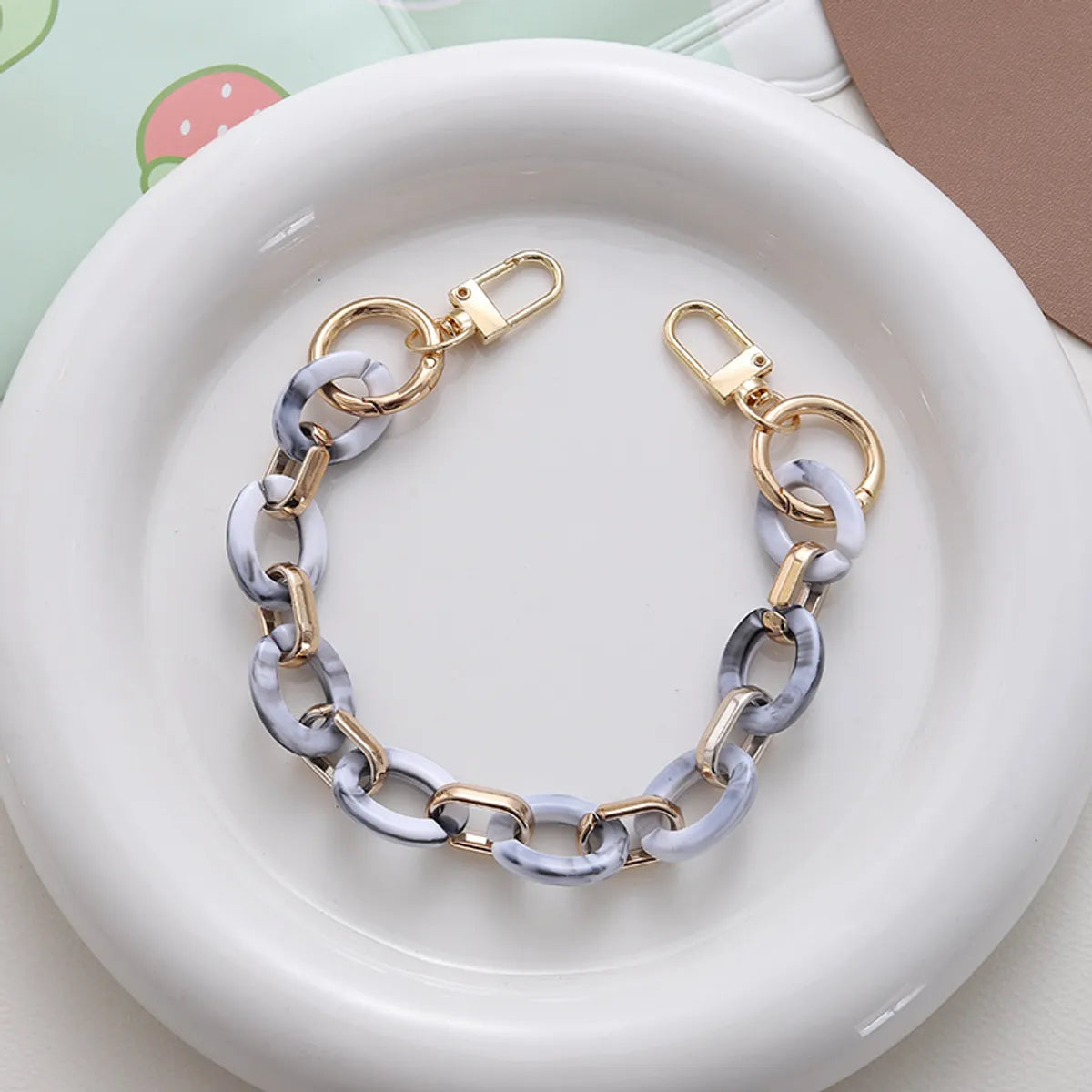 Retro Simple Style Oval Arylic Plating Chain Bag Pendant