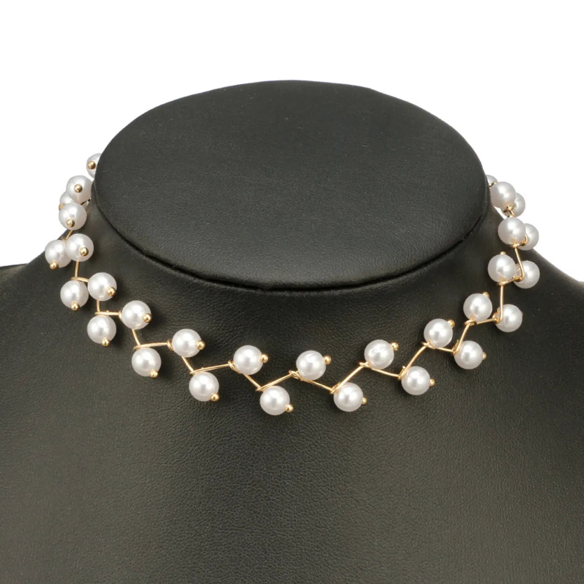 Retro Simple Style Round Imitation Pearl Alloy Women'S Choker