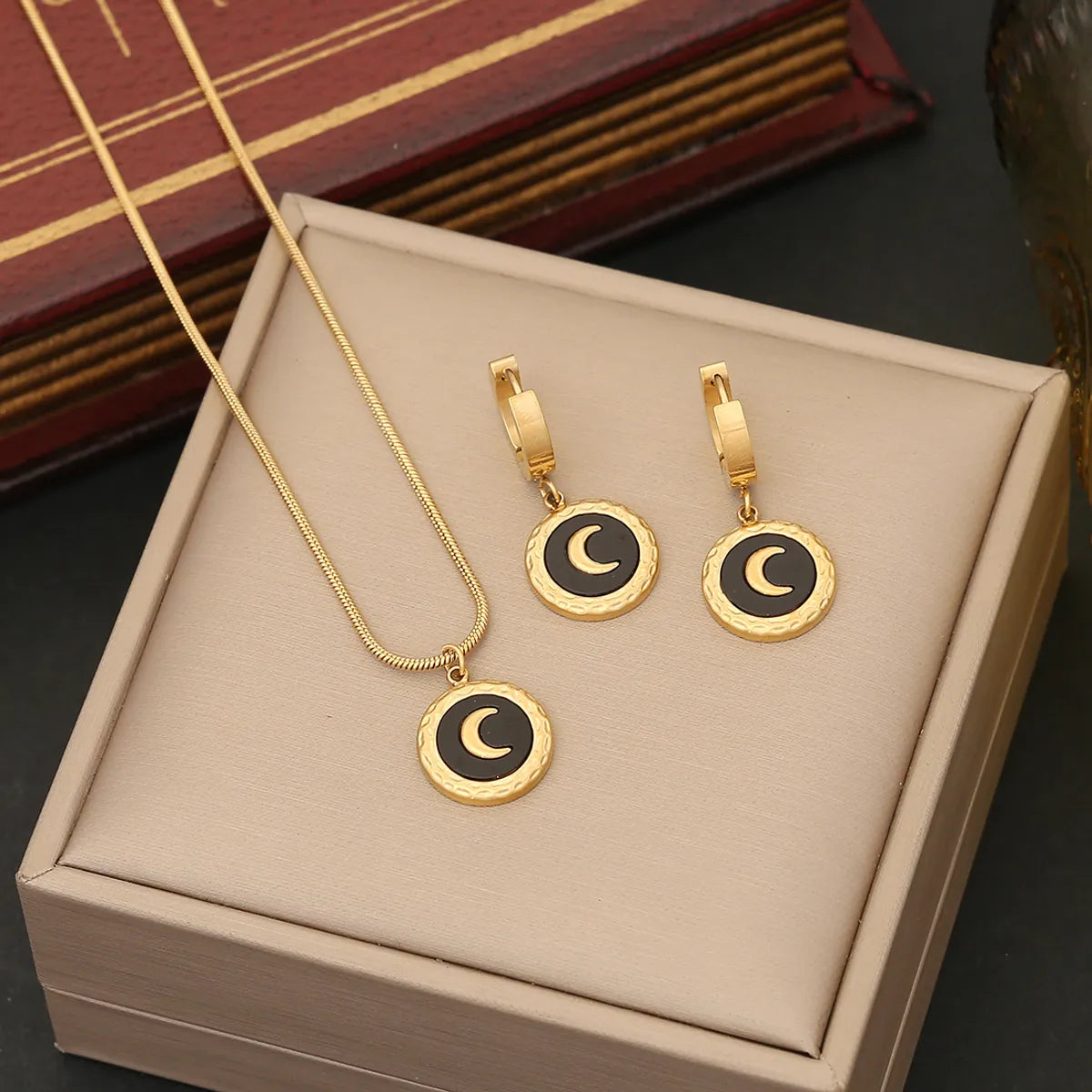 Retro Simple Style Round Moon Stainless Steel Enamel Jewelry Set