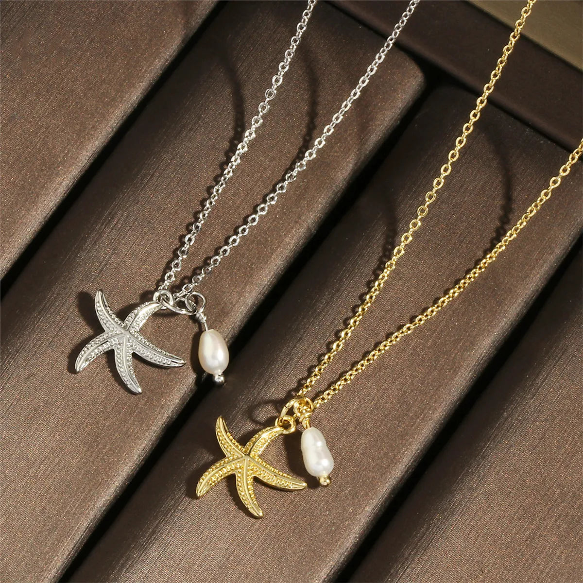 Retro Simple Style Starfish Freshwater Pearl Copper Plating 18k Gold Plated Pendant Necklace