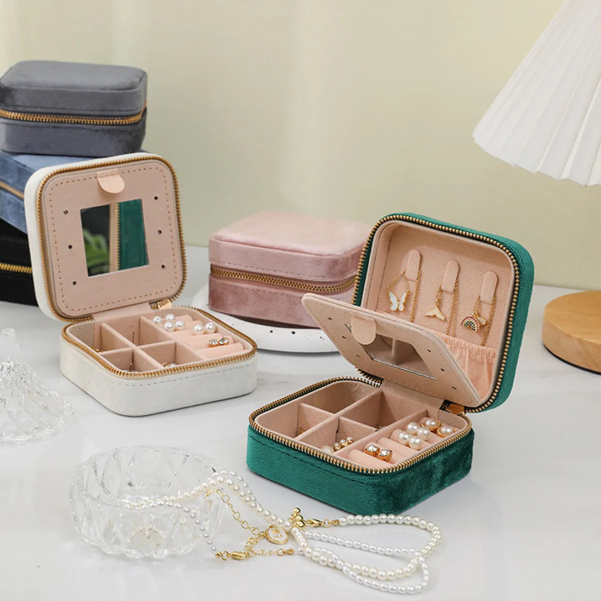 Retro Solid Color Flannel Jewelry Boxes