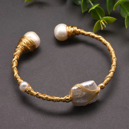 Retro Solid Color Stainless Steel Freshwater Pearl Plating 18k Gold Plated Bangle