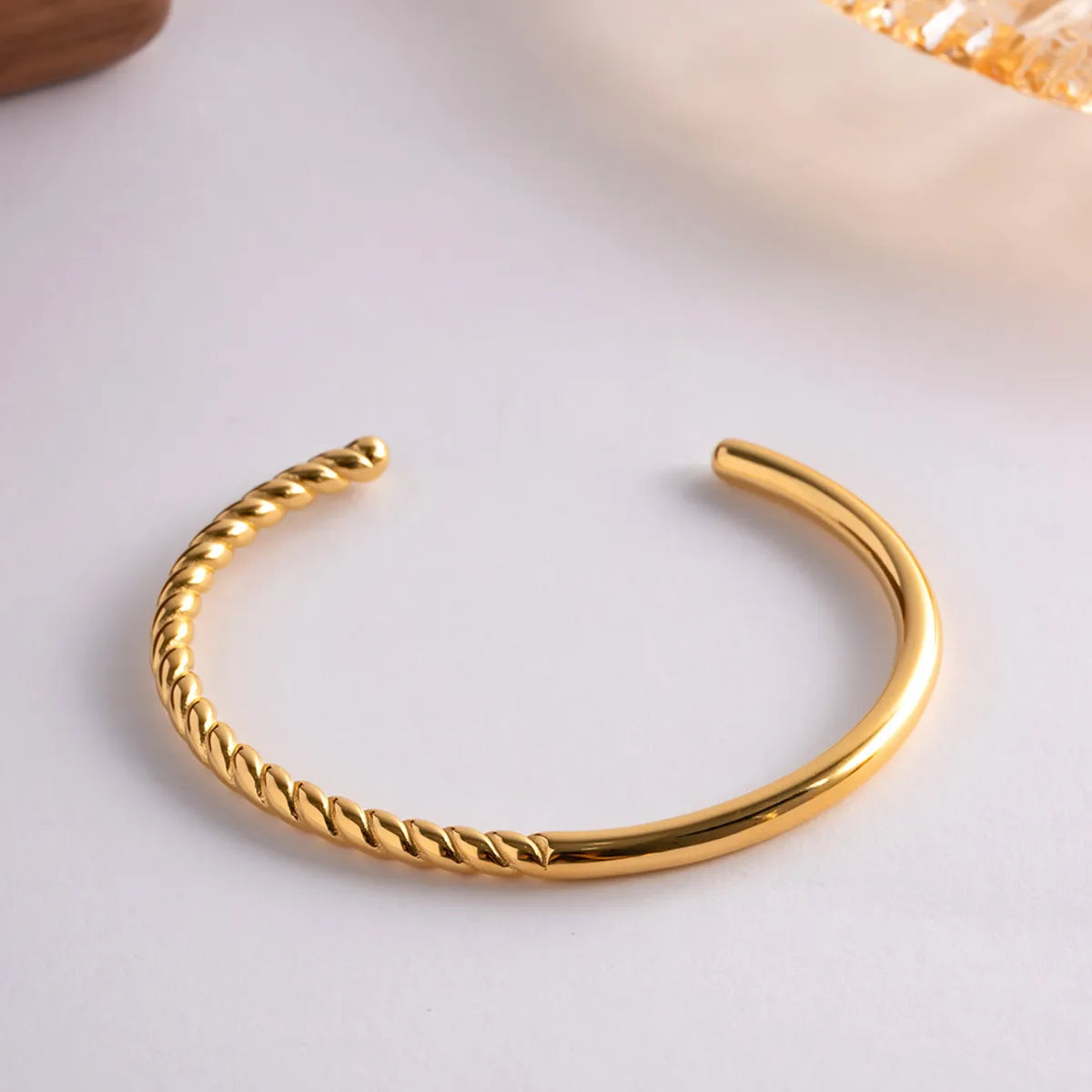 Retro Solid Color Stainless Steel Plating Bangle