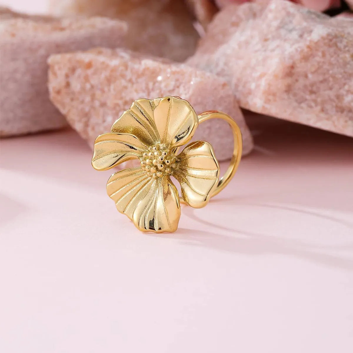 Retro Streetwear Flower Stainless Steel Plating 18k Gold Plated Rings