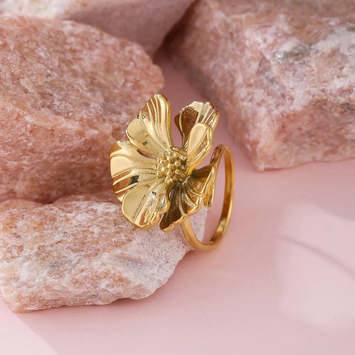 Retro Streetwear Flower Stainless Steel Plating 18k Gold Plated Rings