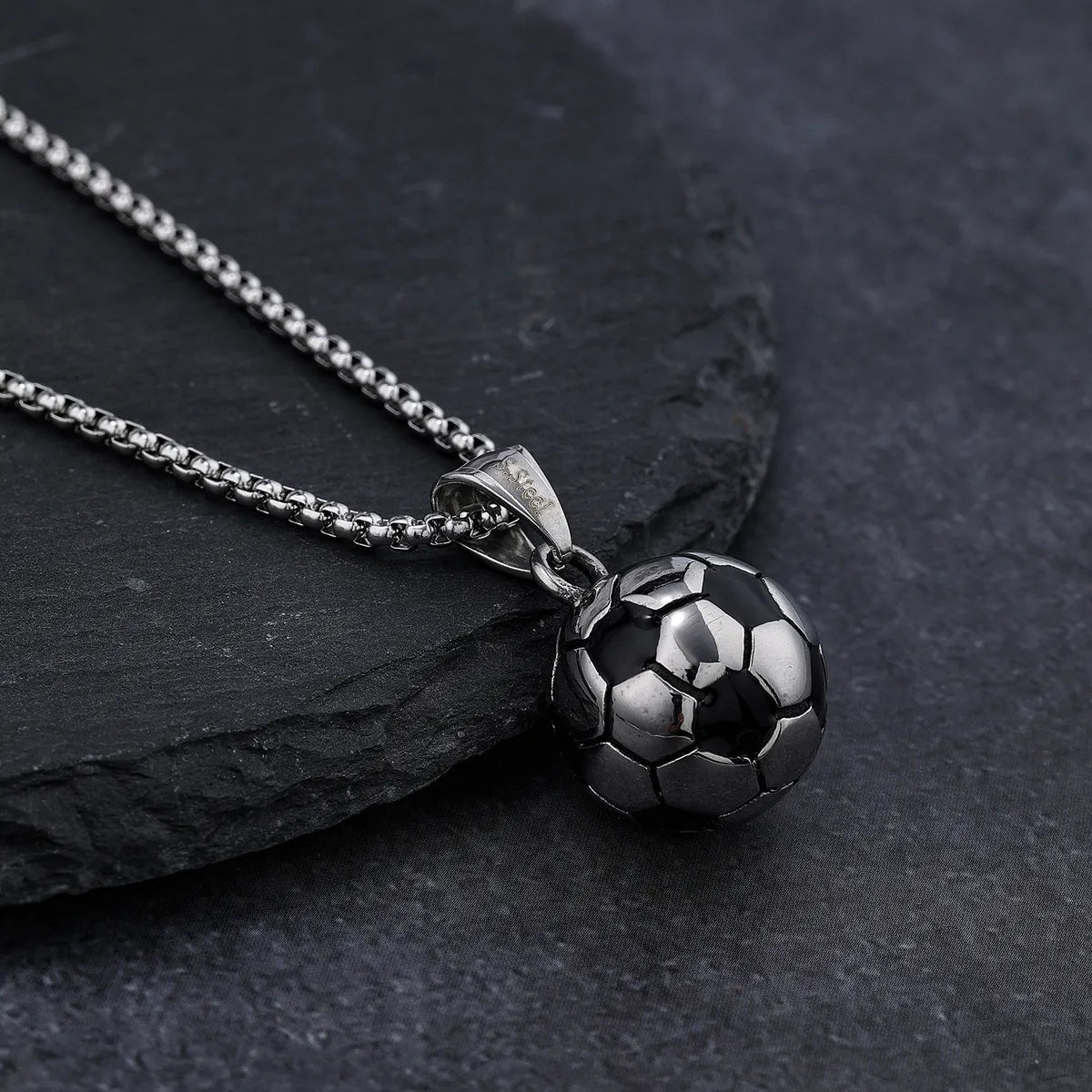 Retro Streetwear Football 304 Stainless Steel Polishing Men'S