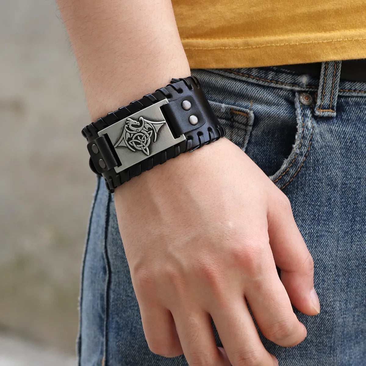 Retro Style Flying Dragon Totem Leather Bracelet