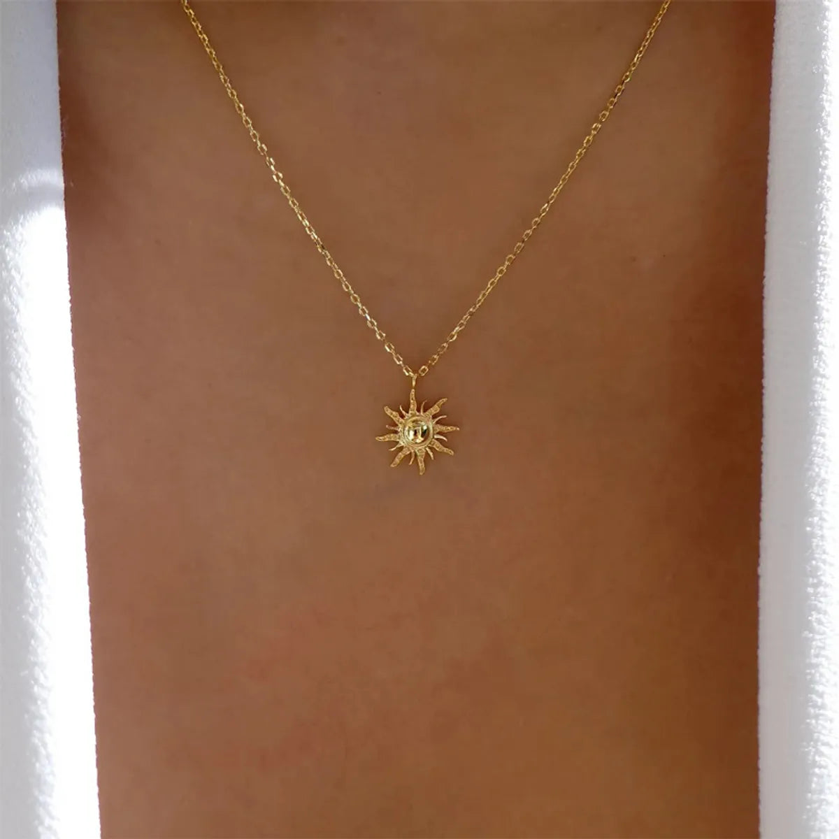 Retro Sun Alloy Plating Women's Pendant Necklace