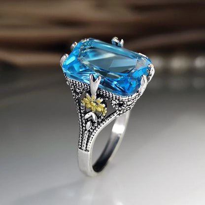 Retro Two-Tone Flower And Sapphire Ring Wholesale