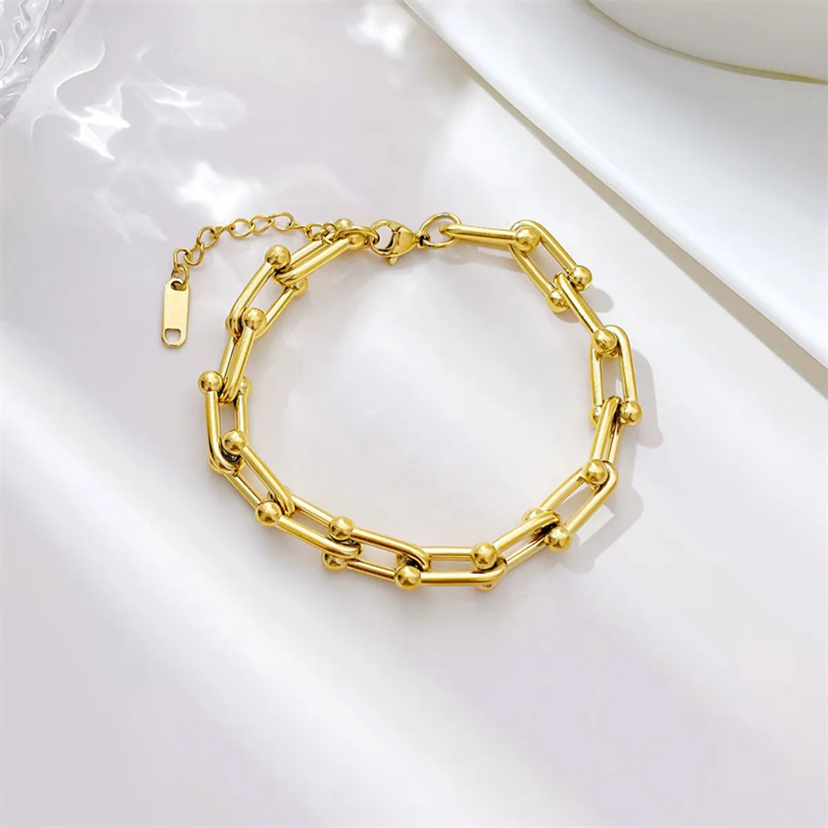 Retro U Shape Stainless Steel Gold Plated Bracelets In Bulk