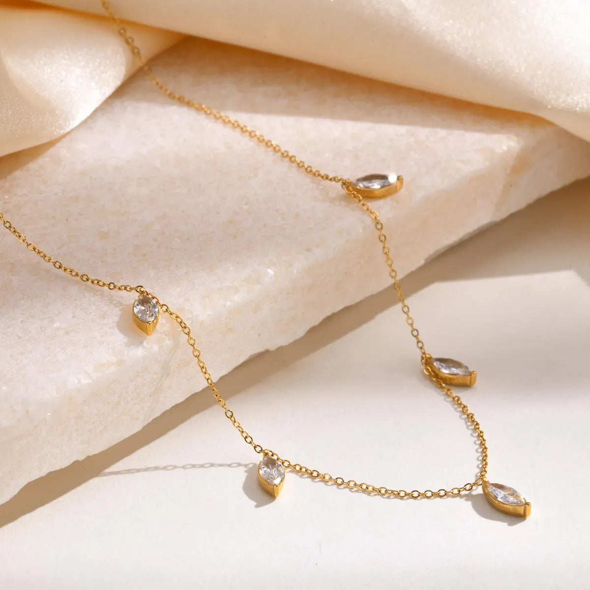 Retro Water Droplets Stainless Steel Plating Inlay Zircon Necklace