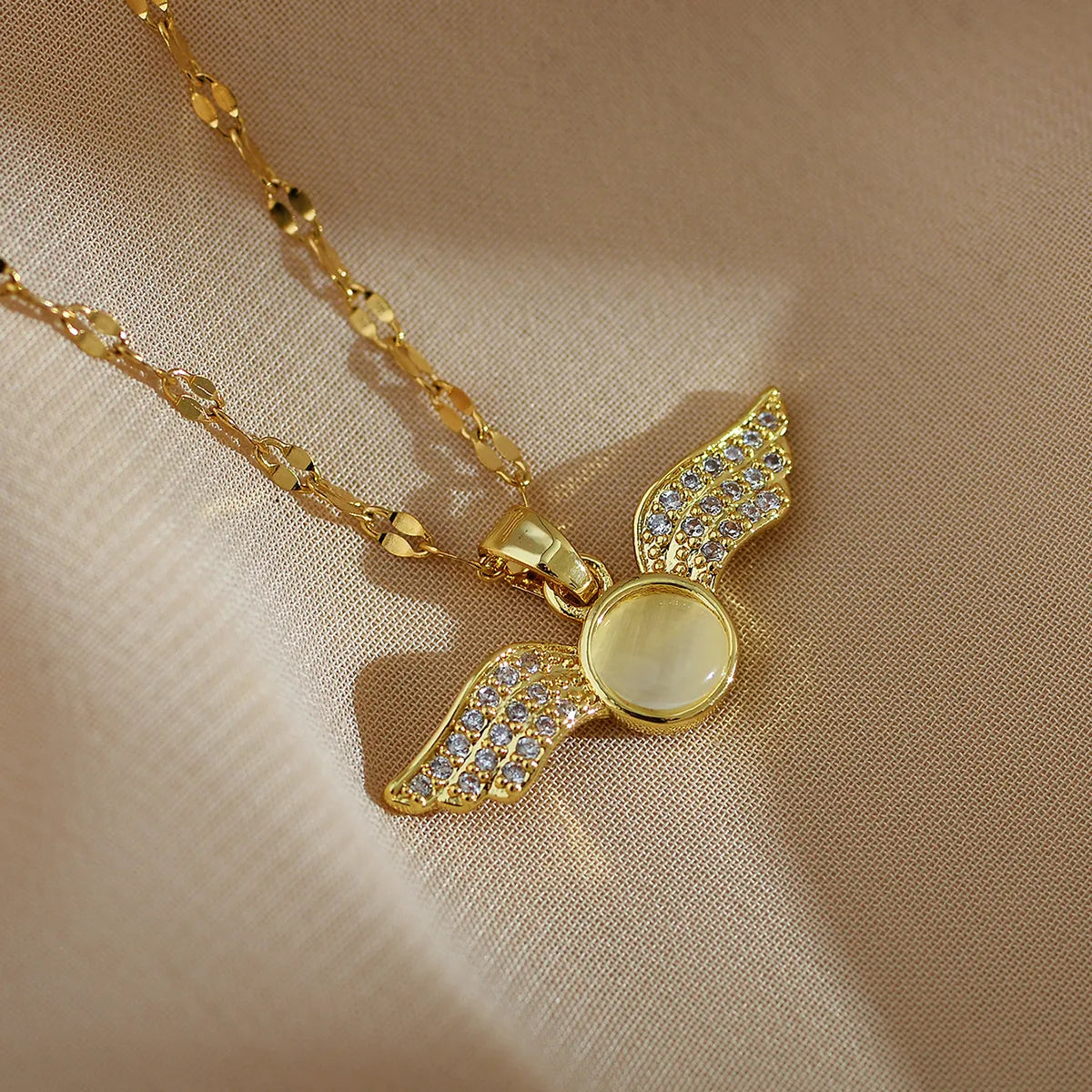 Retro Wings Titanium Steel Copper Plating Inlay Zircon Gold Plated Pendant Necklace