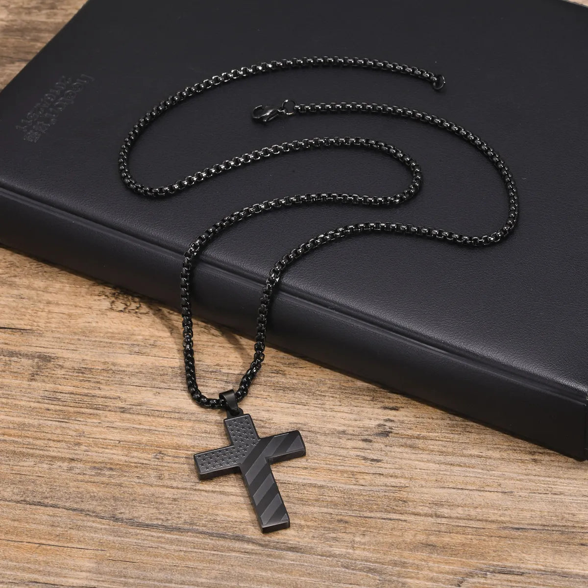 Rock Streetwear Cross Stainless Steel Men'S Pendant Necklace