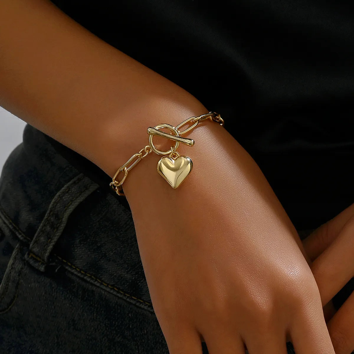 Romantic Heart Shape Alloy Iron Wholesale Bracelets