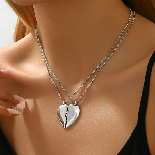 Romantic Heart Shape Alloy Iron Zinc Women's Pendant Necklace