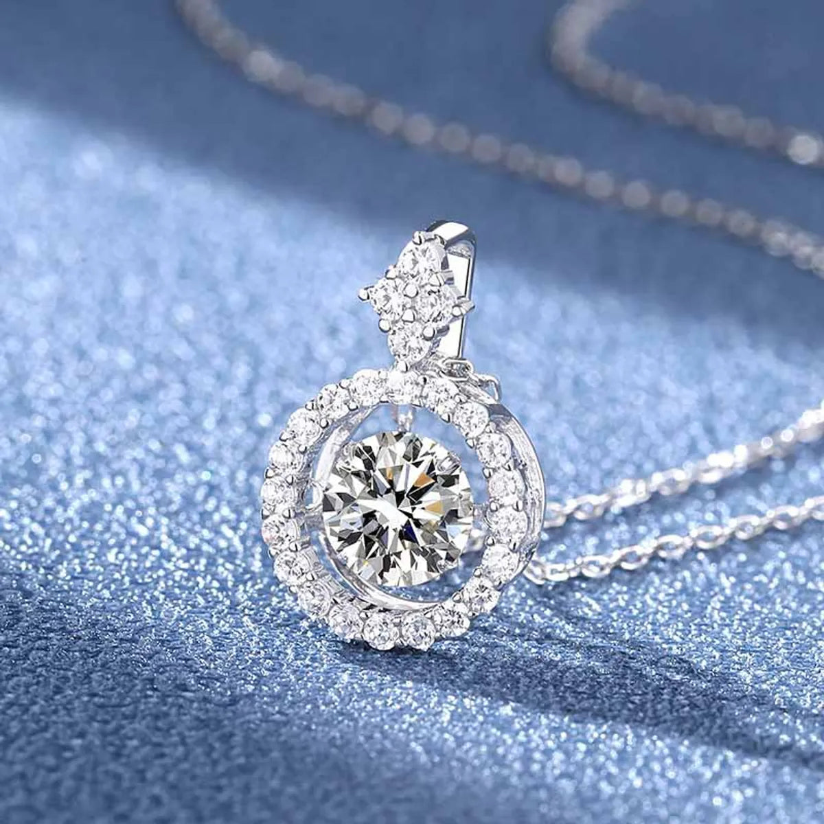 Romantic Shiny Round Rhombus Sterling Silver Moissanite Zircon Pendant Necklace In Bulk