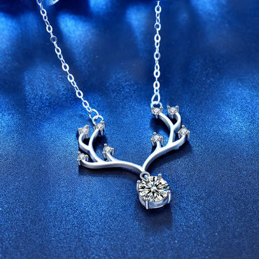 Romantic Sweet Deer Sterling Silver Gra Polishing Inlay Moissanite Pendant Necklace