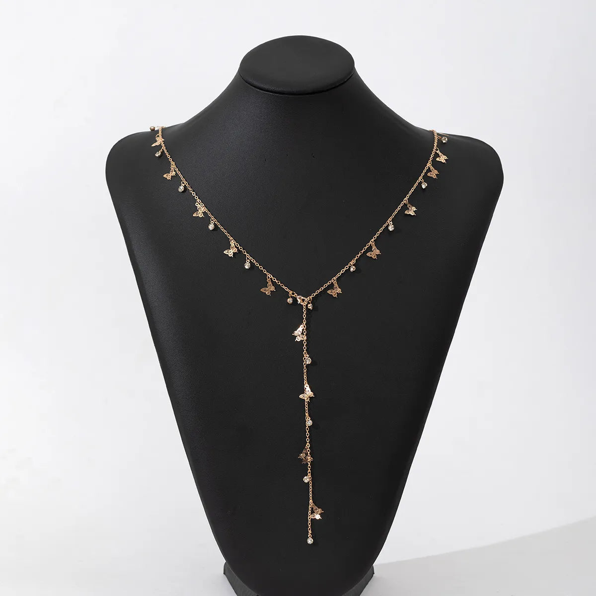 Sexy Simple Style Shiny Round Glass Copper Inlay Artificial Diamond Long Necklace