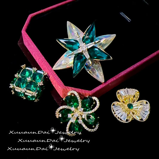 Shiny Flower Copper Plating Inlay Zircon Unisex Brooches