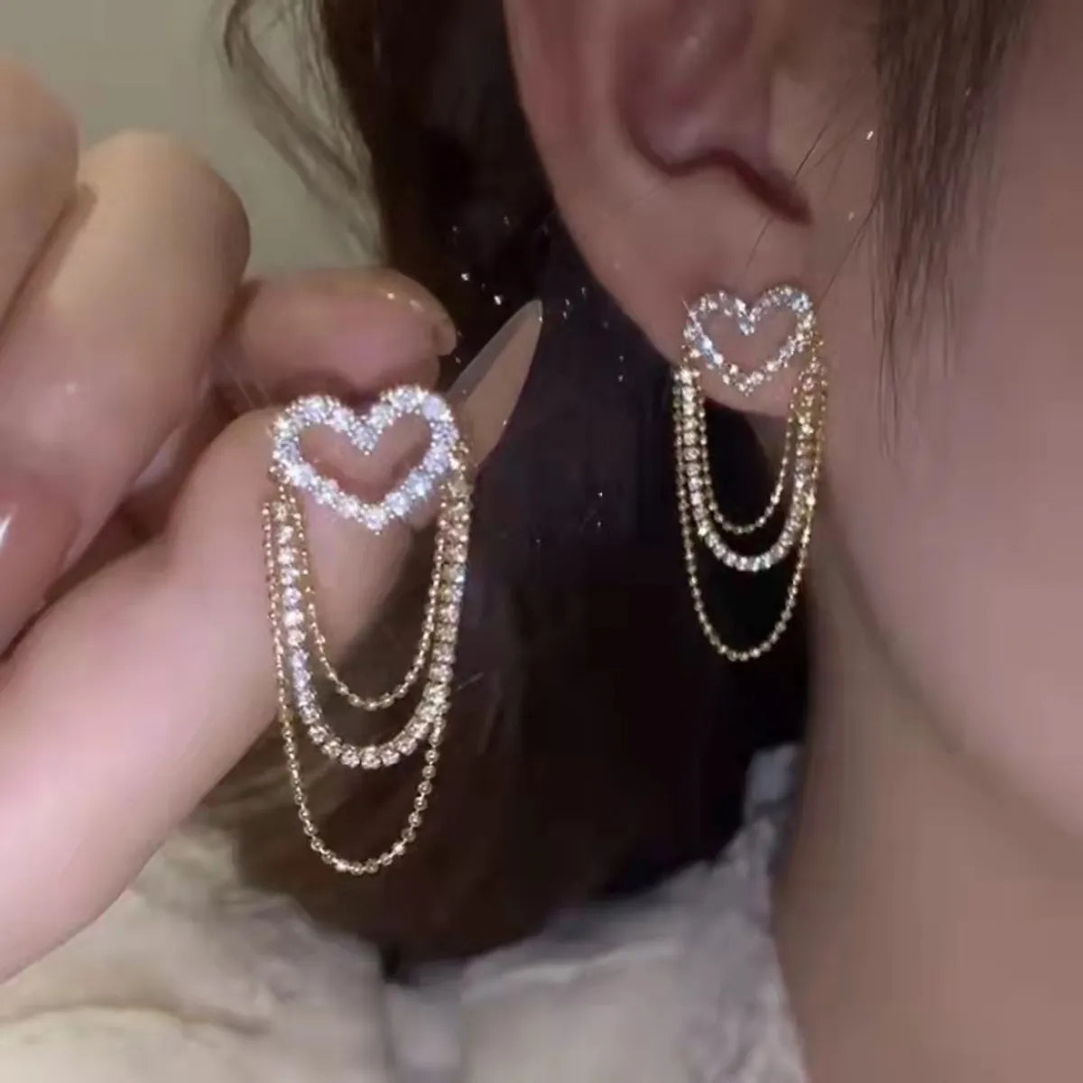 Shiny Heart Shape Alloy Hollow Out Rhinestones Earrings