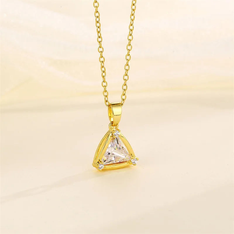 Shiny Tree Water Droplets Flower 201 Stainless Steel Brass Plating Inlay Zircon 18K Gold Plated Women'S Pendant Necklace