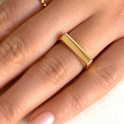 Simple Atmosphere Golden Flat Index Finger Copper Plated 18k Gold Ring Wholesale