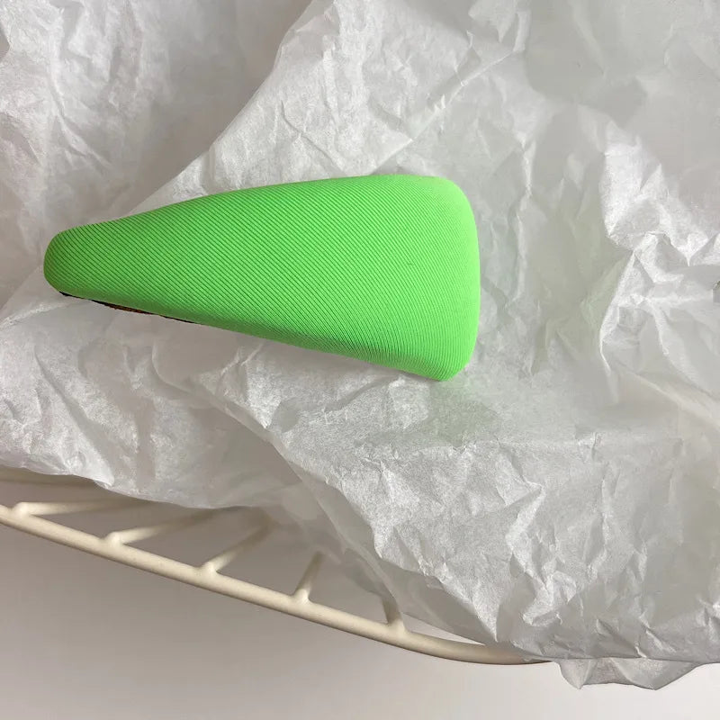 Simple Color Sponge Clip Triangle Hairpin