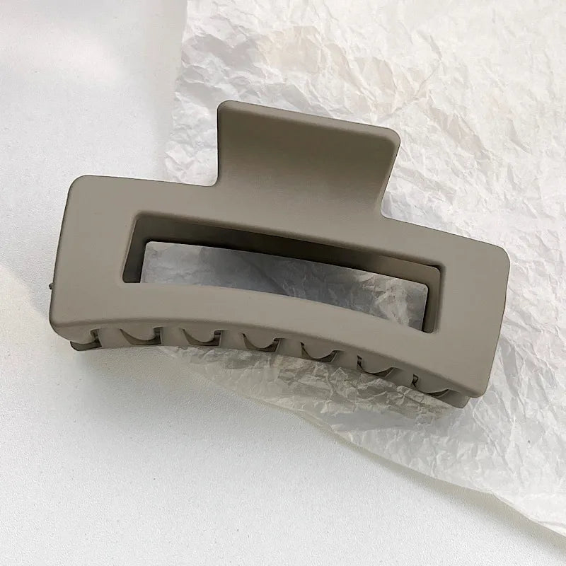 Simple Fashion Rectangular Hollow Solid Color Plastic Hair Claw