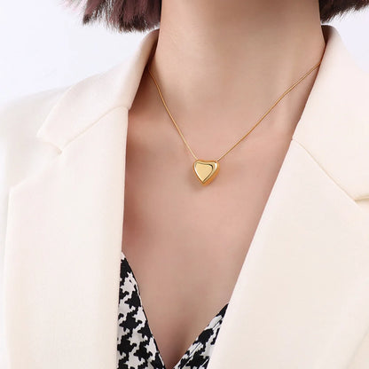 Fashion Heart Titanium Steel Plating Necklace