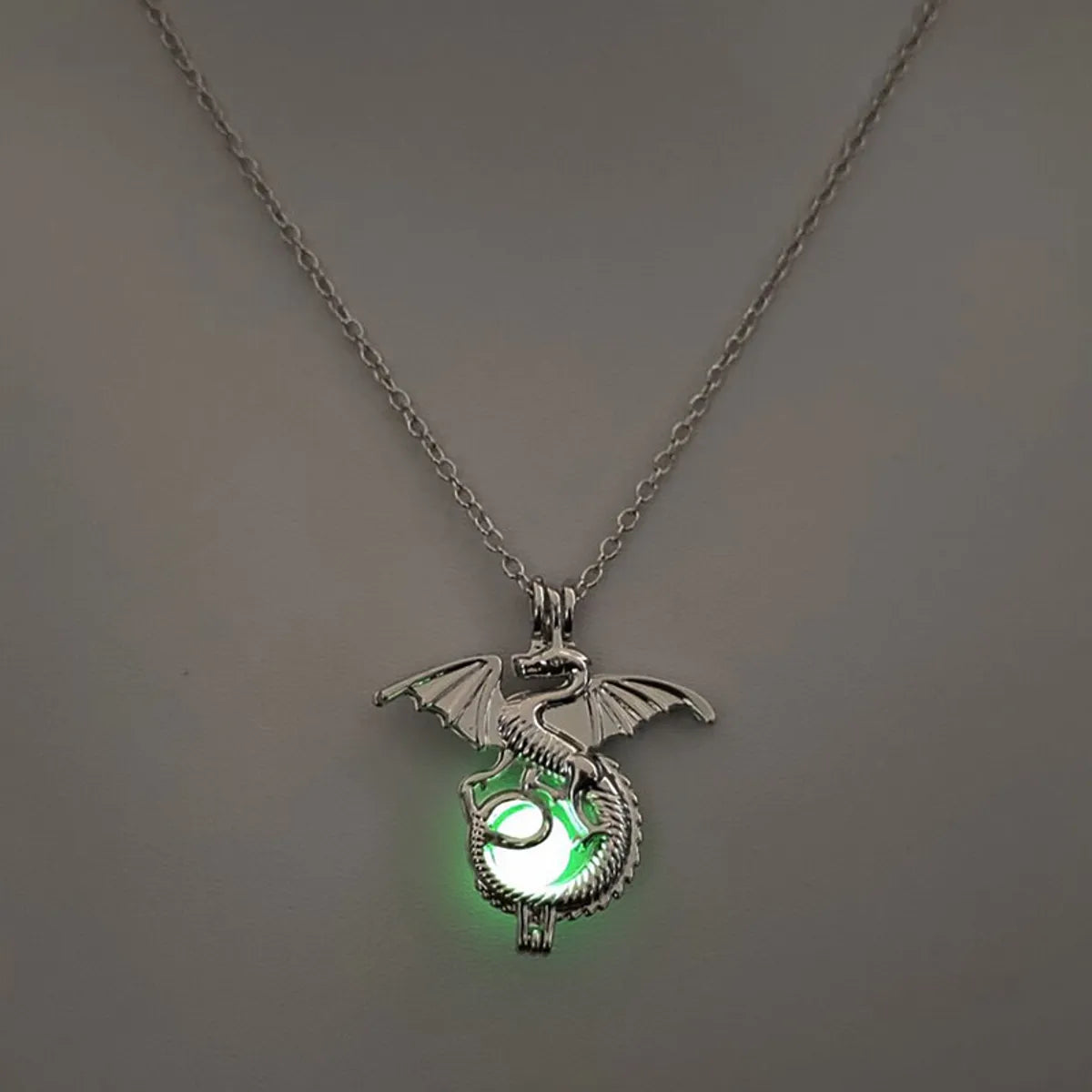 Simple Luminous Dragon Shape Alloy Necklace